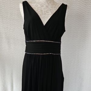 Scarlet Elegant Black Sleeveless Dress with Decorative Rhinestones.